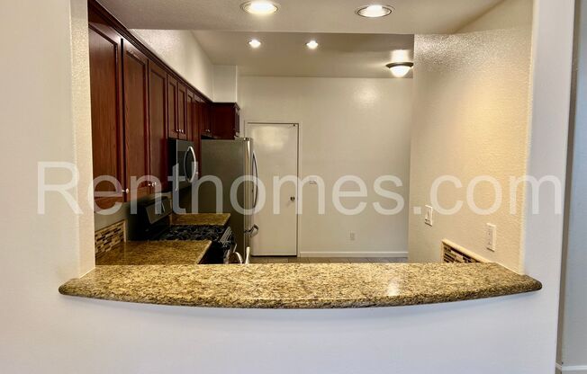 Sabre Springs, 10960 Creekbridge Pl, Wood Floors, Granite Counters, AC, Fplc, 2 Car Garage!
