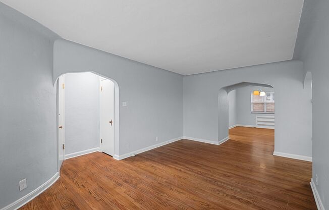 5835-45 Lindenwood Avenue