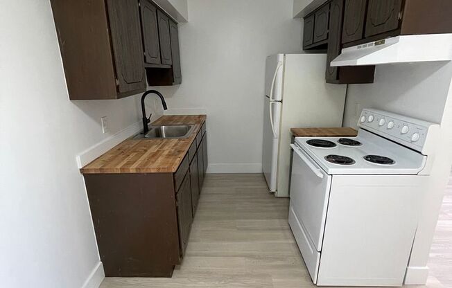 1 bed, 1 bath, 600 sqft, $1,095, Unit UNIT 202 *