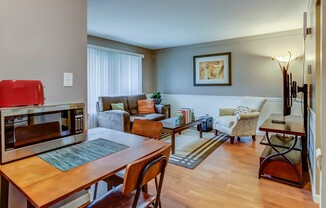 1 bed, 1 bath, $1,150