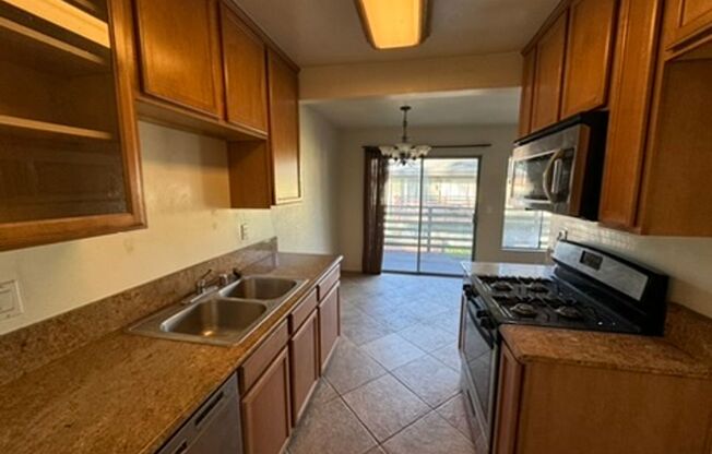 1 Bedroom 1 Bathroom Condo in La Habra