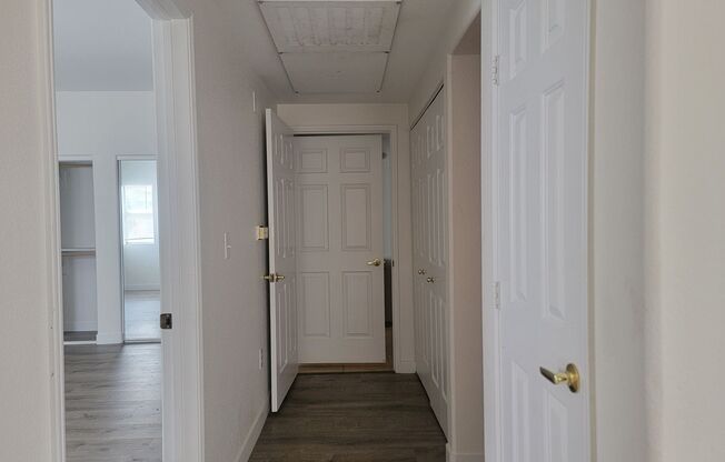 2 beds, 2 baths, $1,400