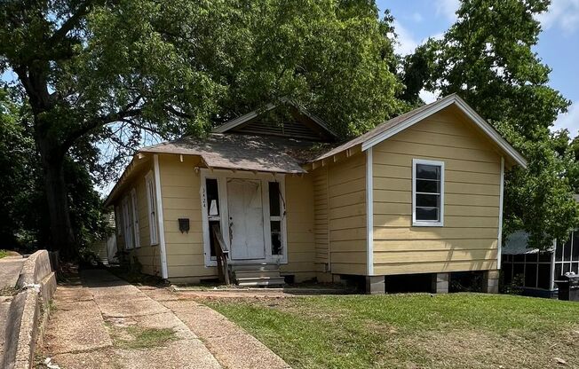 Beautiful 3 Bedroom Home in Queensborough