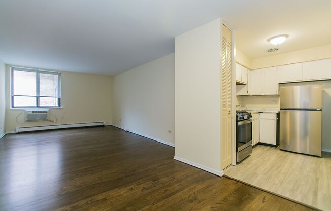 Lincoln Park Living!