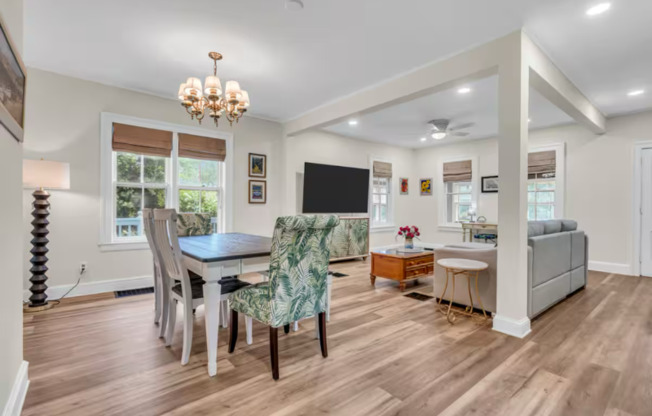 560 PROSPECT AVE