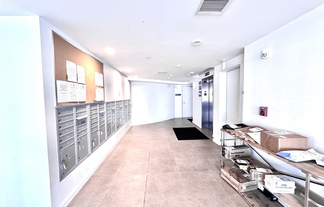 1 bed, 1 bath, 743 sqft, $2,650, Unit 402