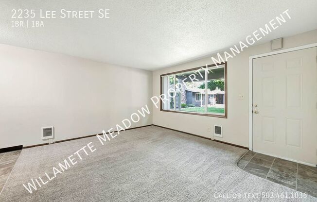 2235 LEE ST SE