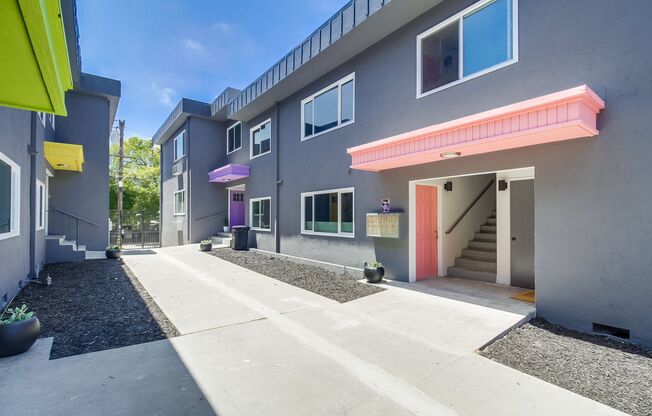 3 beds, 3 baths, 1,140 sqft, $3,895, Unit 210