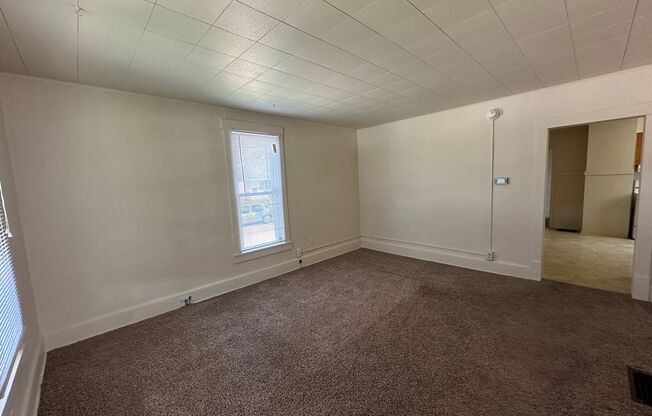 710 N Lincoln Ave