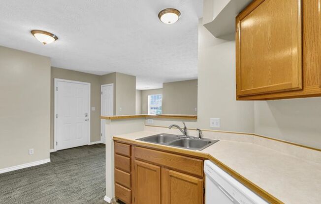 1 bed, 1 bath, 625 sqft, $1,069, Unit E13