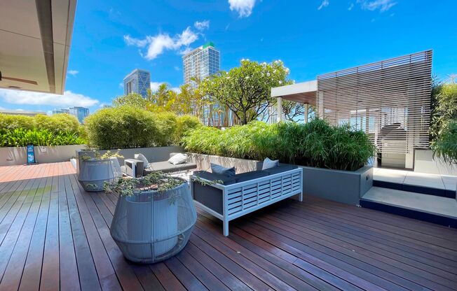 2 beds, 2 baths, $4,300, Unit # 2111