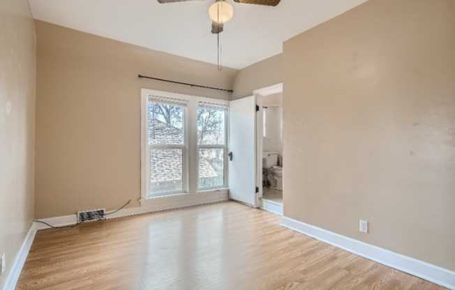 1118 11 ST