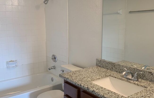 2 beds, 2 baths, 1,003 sqft, $1,120, Unit 2906