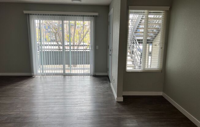 2 beds, 1 bath, 821 sqft, $2,770, Unit K023