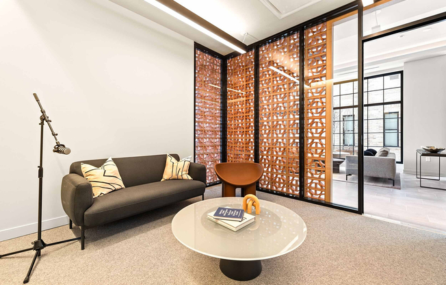 04 - Jaeger Square - Podcast Room in Clubhouse