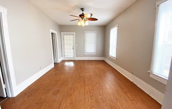 1466 30 AVE N