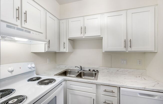 2 beds, 1 bath, 925 sqft, $950, Unit 4319-147