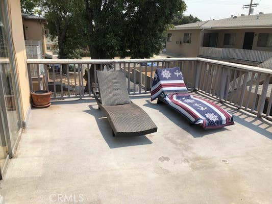 5921 CAHUENGA BLVD