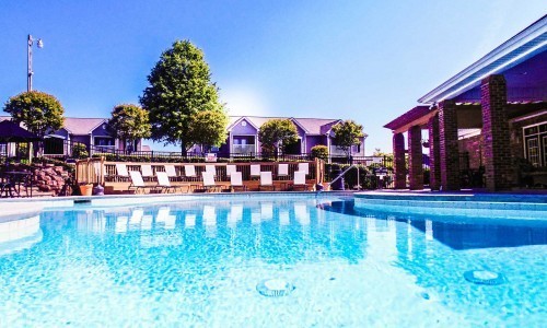 1 bed, 1 bath, 770 sqft, $1,100, Unit 21G