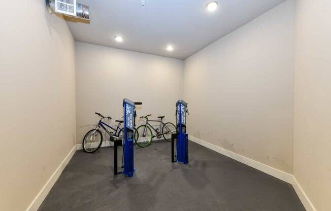 Arlo Decatur Bike Room