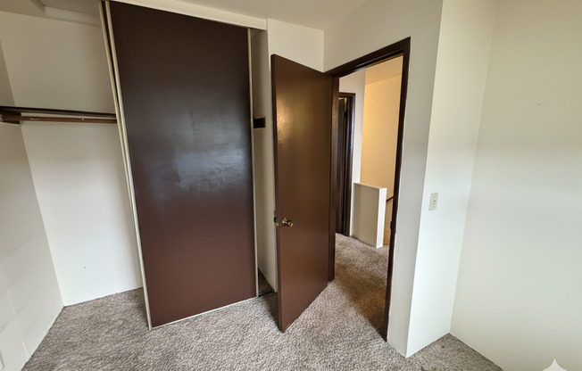 2 beds, 1 bath, 835 sqft, $1,395, Unit 4616 SE Milwaukie #19