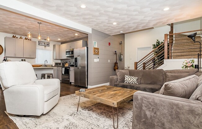 132 DOLPHIN AVE