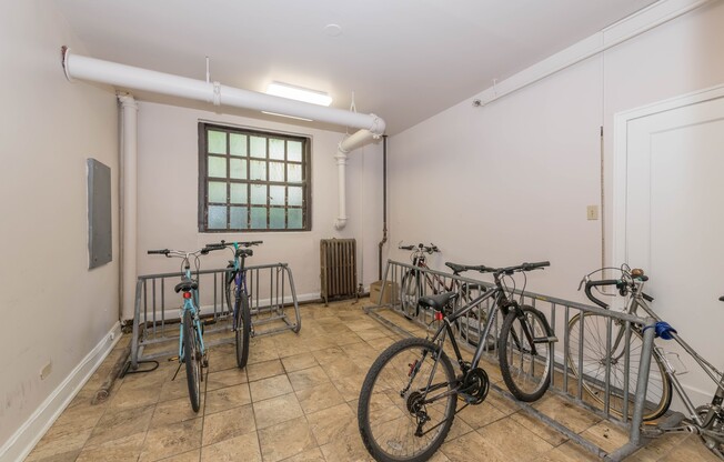 2 beds, 1 bath, 700 sqft, $1,499, Unit 104