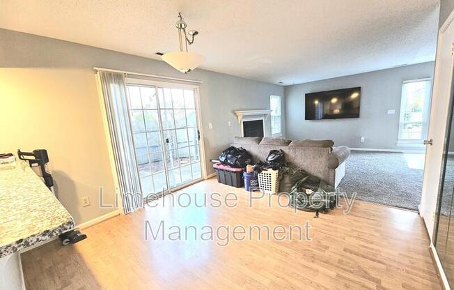 435 CHATTERTON DR