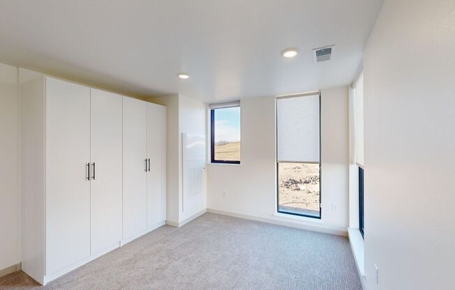 3 beds, 2 baths, 1,111 sqft, $1,465, Unit 2404-304