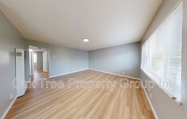 955 75 AVE