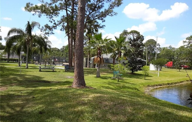 Beautiful 2/1 w Garage Condo x Rent close to Windermere!