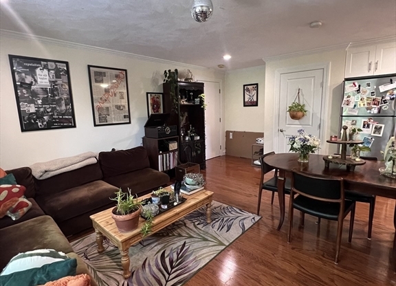 6 BLAIR PL