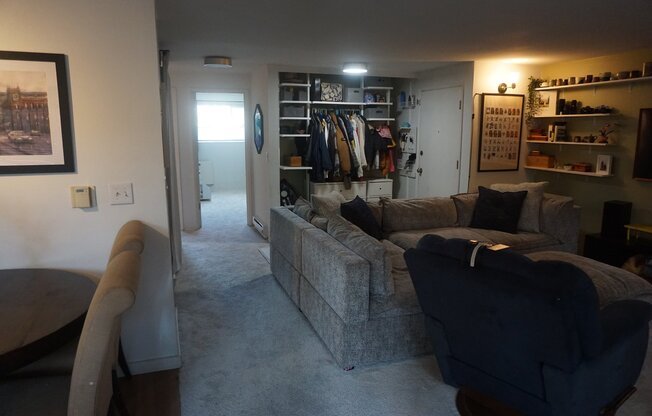 13350 37 AVE S