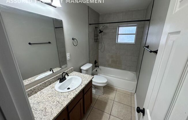 220 WILSHIRE DR
