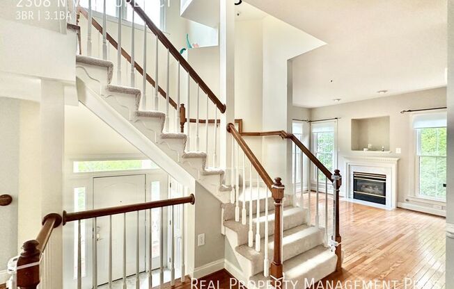 2308 N VAN BUREN CT