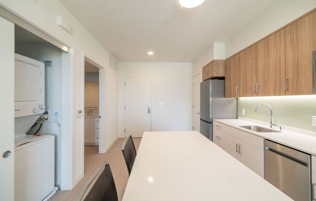 1 bed, 1 bath, 574 sqft, $3,095, Unit 610