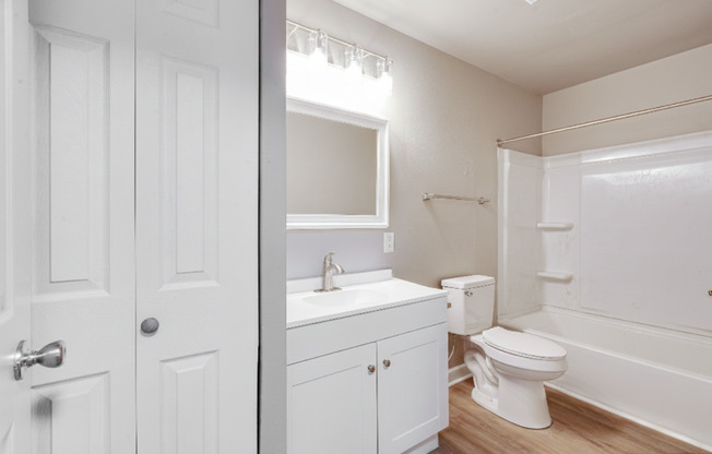 1 bed, 1 bath, 665 sqft, $1,099, Unit 4625-04