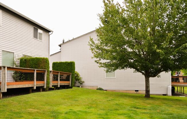 2 beds, 2.5 baths, 1,497 sqft, $2,020, Unit H41