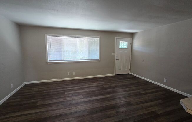 1 bed, 1 bath, 720 sqft, $1,000, Unit SC895