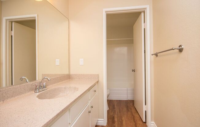 1 bed, 1 bath, 625 sqft, $2,250, Unit 228