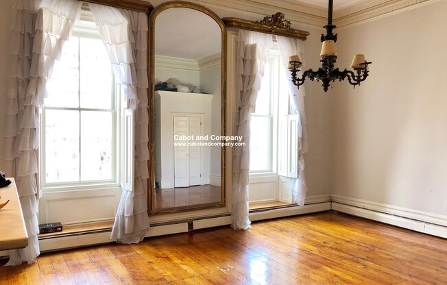 141 BEACON ST