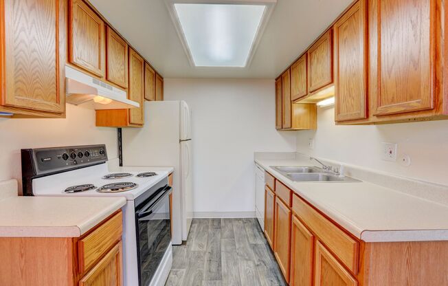 2 beds, 2 baths, 875 sqft, $1,750, Unit 58
