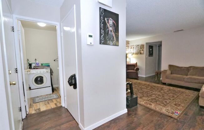 2 beds, 1 bath, $1,995