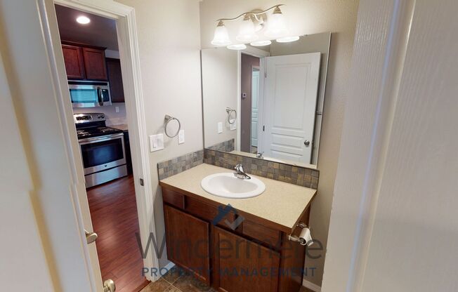 3 beds, 2 baths, 1,064 sqft, $1,695, Unit chin294-1
