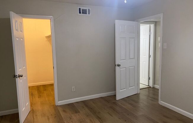 1 bed, 1 bath, 600 sqft, $975, Unit 112