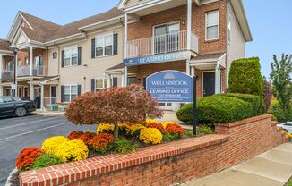 2 beds, 1.5 baths, 1,100 sqft, $2,950