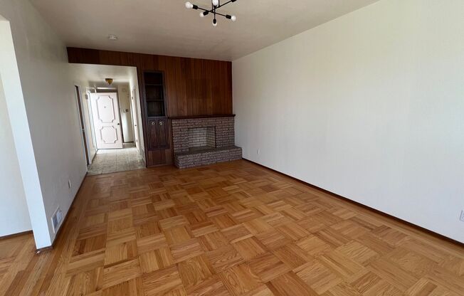 Epic REA - Charming Outer Sunset Home! 4 BR/3 BA w/ Parking