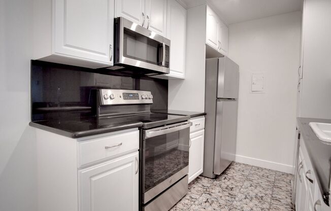 2 beds, 2 baths, $2,590