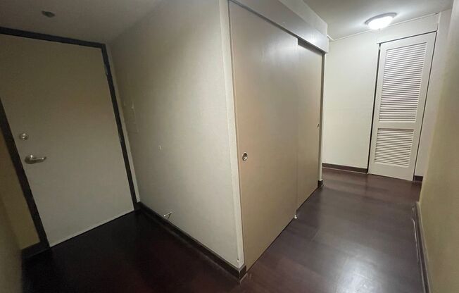 2 beds, 2 baths, $1,895, Unit APARTMENT 3D