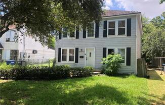 2805 Austin St
